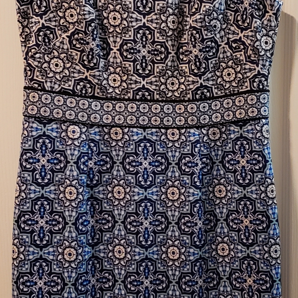 Maggy London Dress size 8